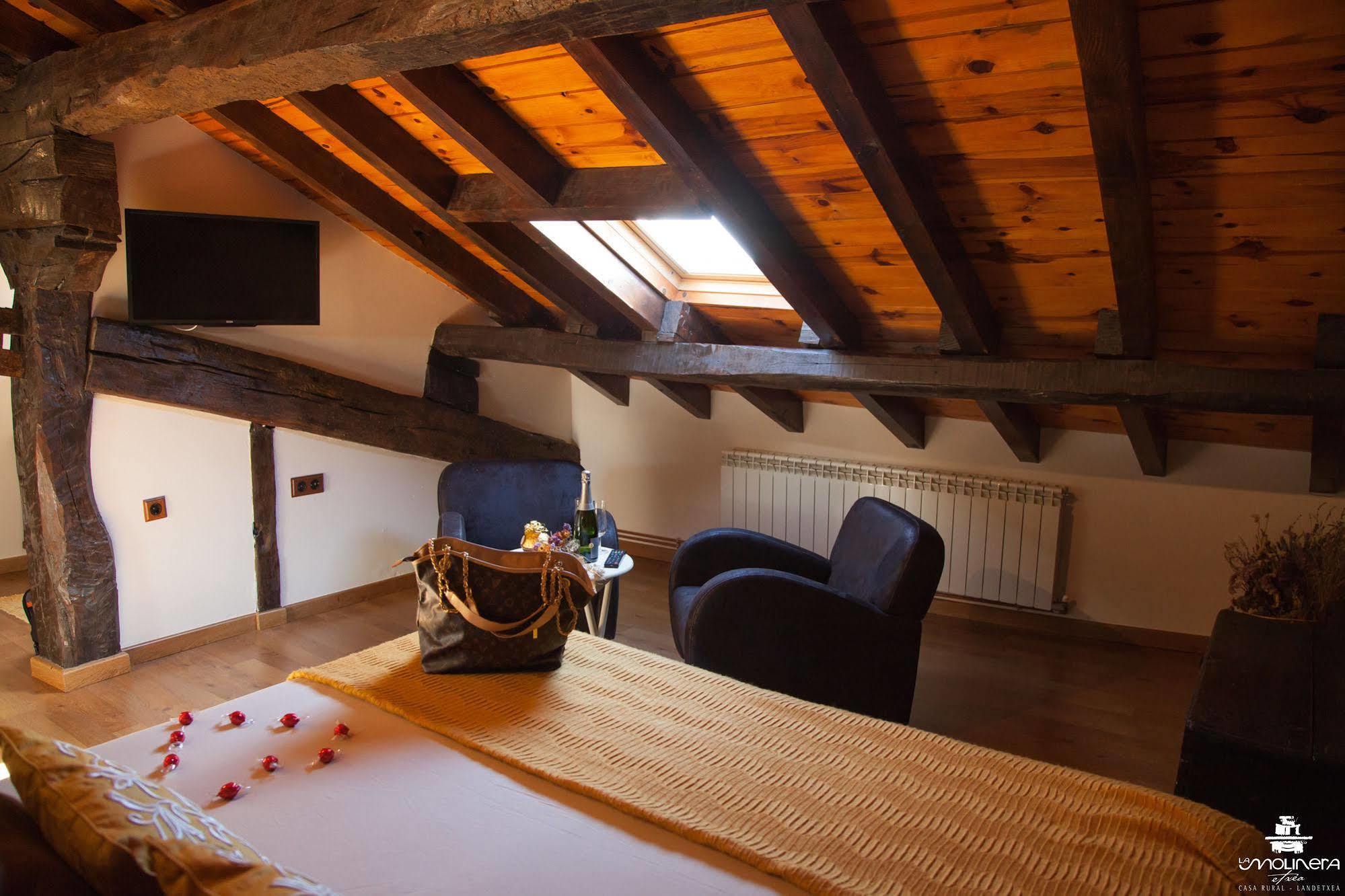 Casa Rural La Molinera Etxea Samaniego Екстериор снимка